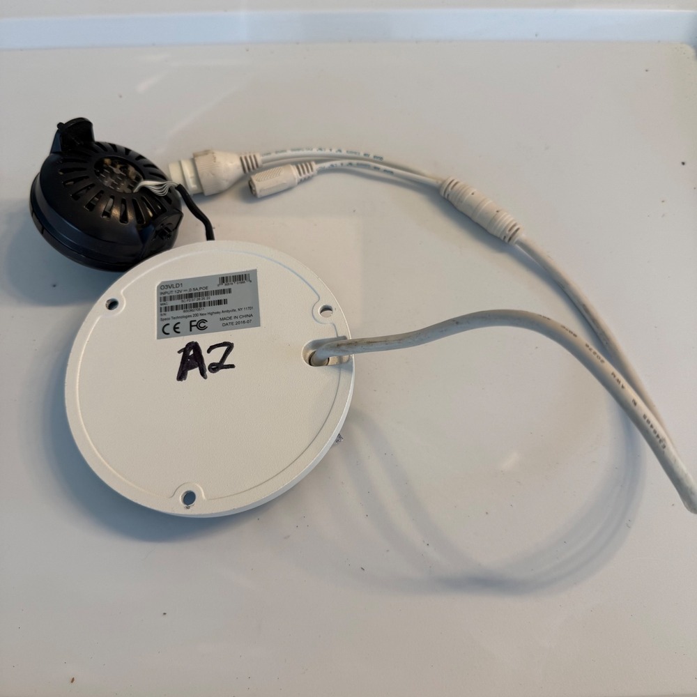 Speco Technologies O3VLD1 IP Dome Camera PoE 12V DC White For Parts Repair